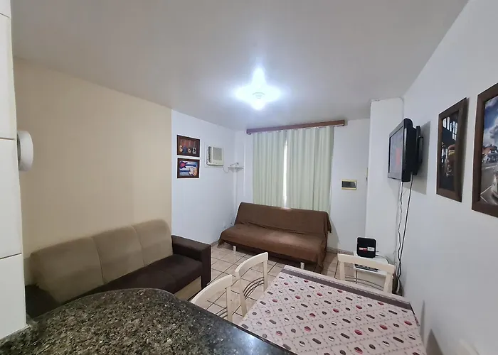 Apto no CENTRÃO do Balneário